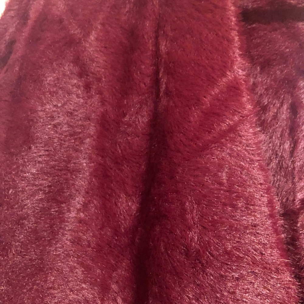 KUT from the Kloth Women Faux Fur Jana Cardigan NWT Bordeaux Large - Picture 9 of 11